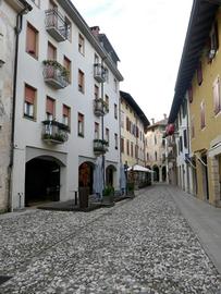 APPARTAMENTO TRICAMERE IN CORSO ROMA: ...