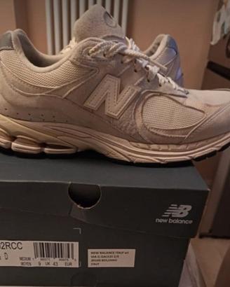 New Balance 2002r
