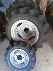 gomme e cerchi Solaris 25