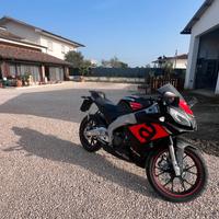 aprilia rs 125
