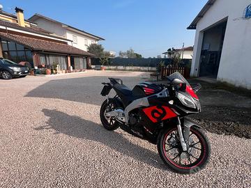 aprilia rs 125