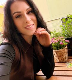 Cassiera accoglienza, cameriera, barista, commessa