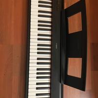 Tastiera Yamaha piaggero  NP-12