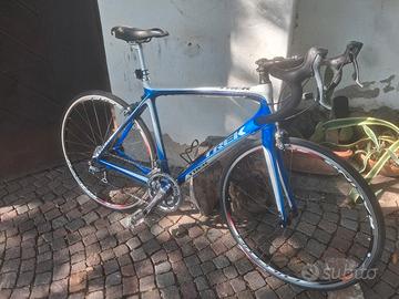 Trek carbonio