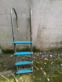 Scaletta per piscina