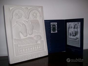 Formella del portale dell'Abbazia di Nonantola