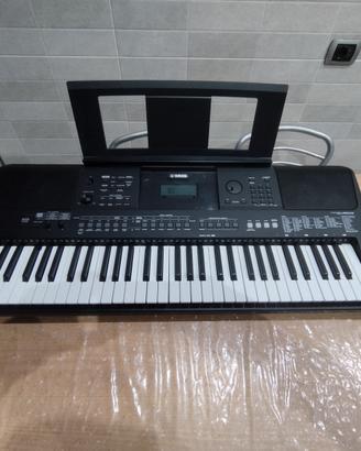 tastiera Yamaha  PSR E463