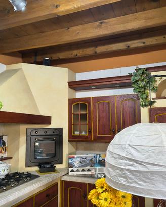 Cucina in finta muratura