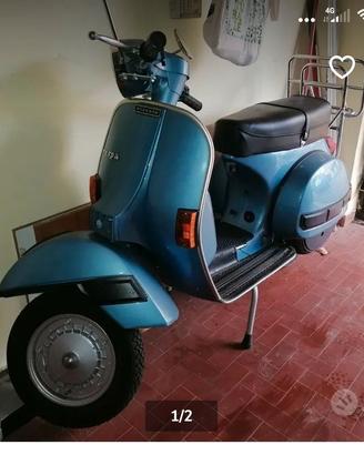 Noleggio Vespa PX 1981 Targa Originale Roma