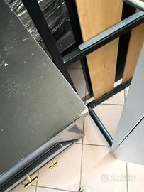 Cassettiera in buone condizioni