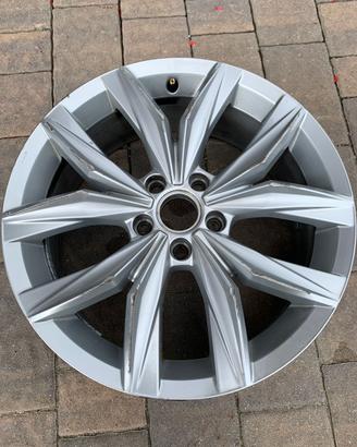 1 Cerchio originale VW Tiguan