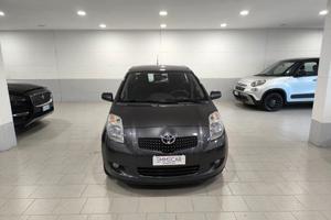 Toyota Yaris 1.0 5 porte Sol