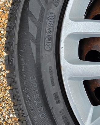 4 gomme su cerchio Punto Evo anno 2025 4 stagioni