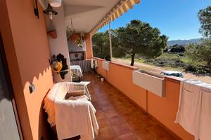 Appartamento con terrazza, garage e cantina