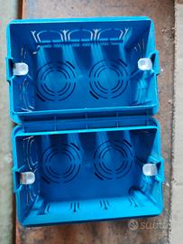 scatola elettrica muro