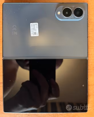 Galaxy z Fold 8 12/512 gb
