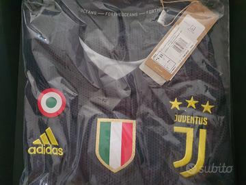 Maglia Juventus Ronaldo 2018/19 membership J1897