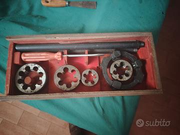 maschi e filiere vari passi manuali 