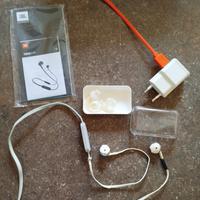 cuffiette JBL wireless bluetooth,kit con accessori