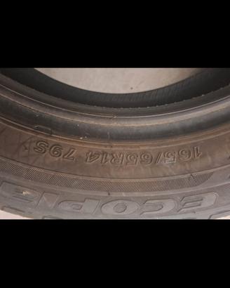 Vendita treno gomme pochi km