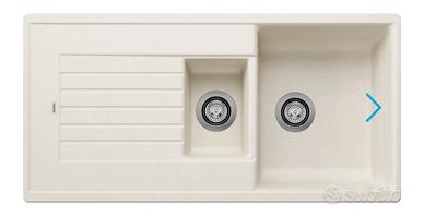 lavello in fragranite con miscelatore 