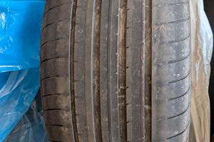 pneumatici Goodyear  245:40;19   94W