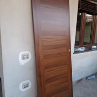Porta color noce modello " Stefania "  