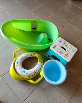 vasca bagnetto, sedile water, sgabello e secchiell