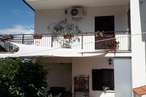 Porzione villa bifamiliare