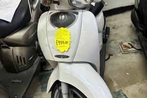 Aprilia Scarabeo 50 4T