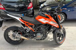 Duke 125 2018