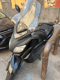 scooter xmax