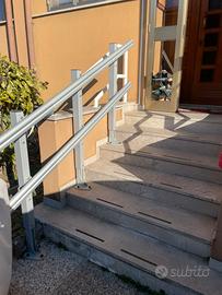 Servoscala con piattaforma