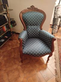 Poltrona in tessuto colore blu