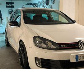 Volkswagen Golf GTI 3p 2.0 TSI