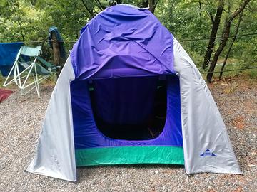 Tenda da campeggio 3 posti usata 2 volte DIKAR