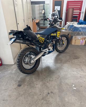 Husqvarna 701 enduro
