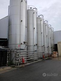 Silos in acciaio inox da 50 mc l'uni
