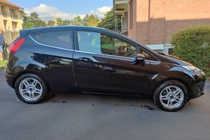 Ford Fiesta 1000 anno 2014 euro 5 benzina