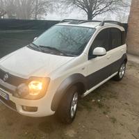 Panda cross 4x4 1.3 mlj  75 cv