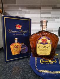 CROWN ROYAL WHISKY 1972 SEAGRAM BLENDED FINE OLD 