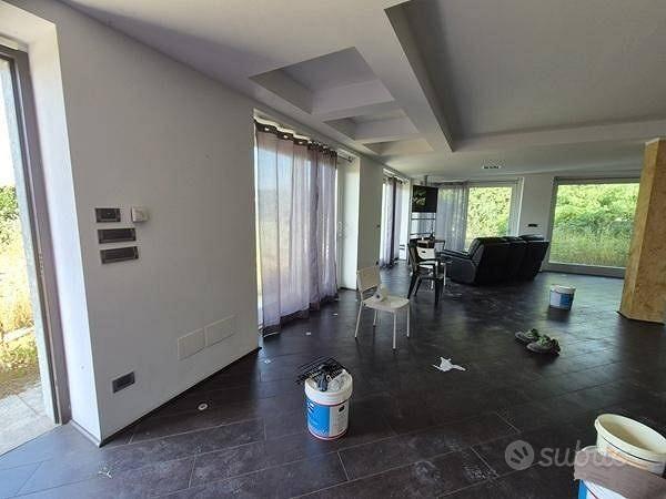 Casa – Reano, Frazione Fiori - Altro