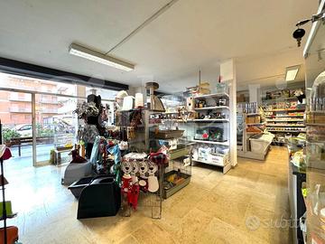 Negozio Andora [Cod. rif 3220085VCG]