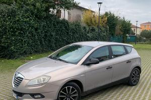 Lancia delta 1.4T-Jet benz/Gpl euro5B
