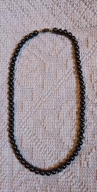 collana di perle sintetiche color antracite