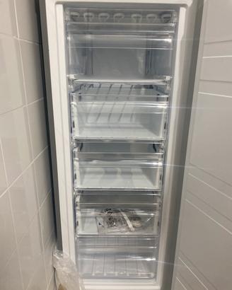 Congelatore verticale freezer 160 l