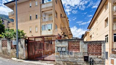 3 LOCALI A ALTOFONTE