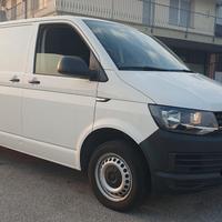 Vw Transporter 150 Cv - Km 117.000 - Anno 2018