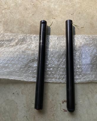 Semimanubri e cinghia blocca ruota posteriore