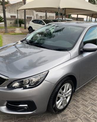 PEUGEOT 308 BlueHDi 130 S&S EAT6 SW Allure